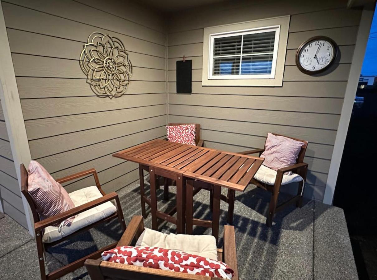Central Tacoma Homestay With Breakfast Included -Private Room- מראה חיצוני תמונה
