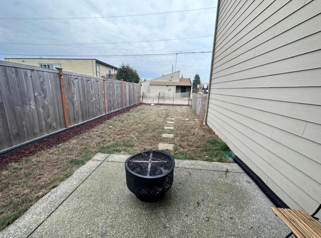 Central Tacoma Homestay With Breakfast Included -Private Room- מראה חיצוני תמונה