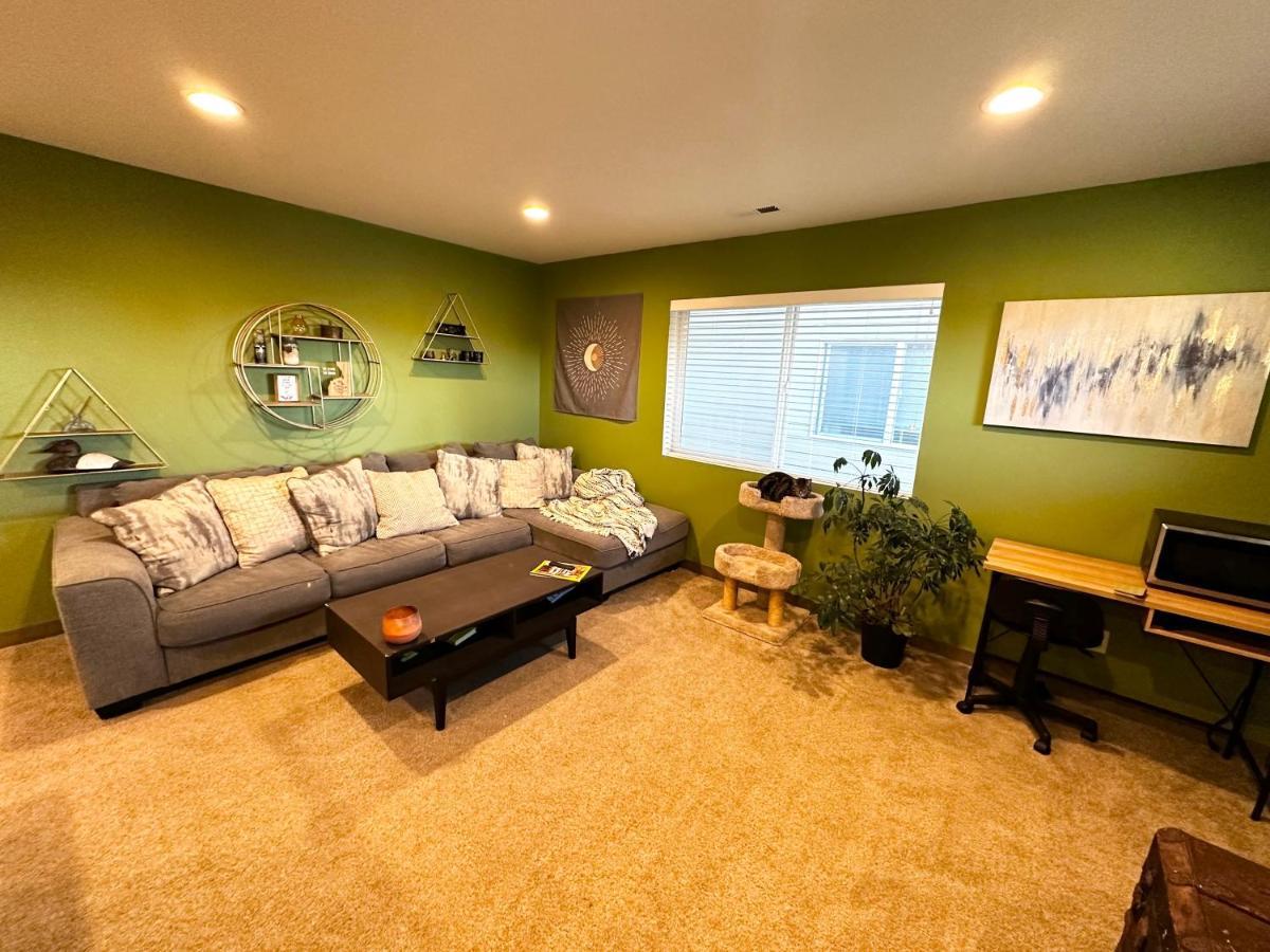 Central Tacoma Homestay With Breakfast Included -Private Room- מראה חיצוני תמונה